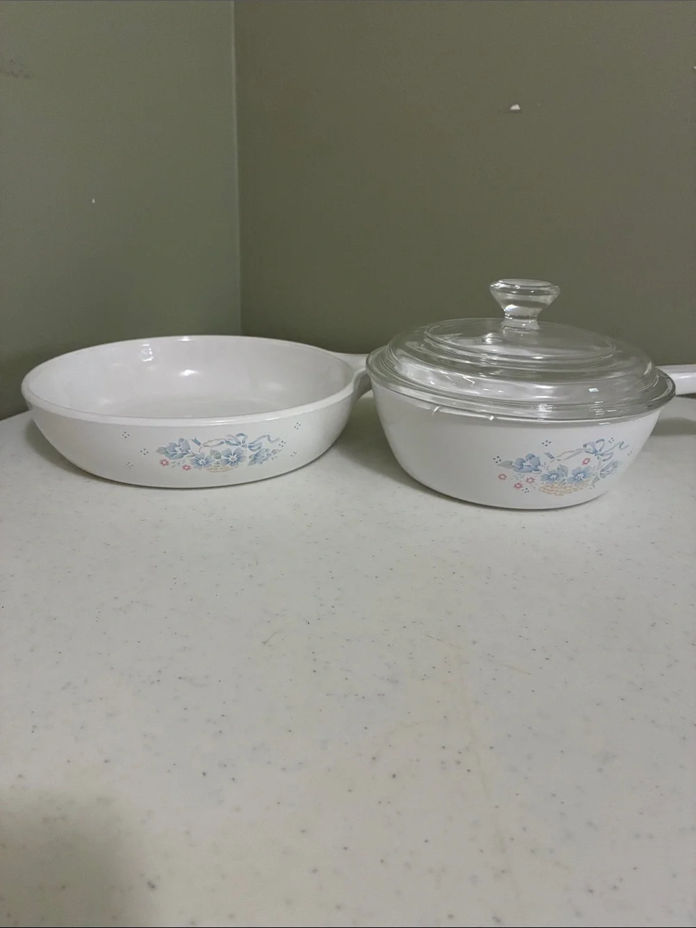 Vintage Corning ware Country Cornflower/Blue Ribbon Basket Cookware